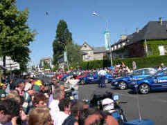 startline02.jpg (138109 bytes)