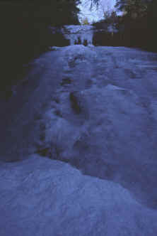 BACKCOUNTRY_WHITESIDES0104.jpg (55810 bytes)