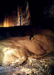 Flowing Stone.jpg (65498 bytes)