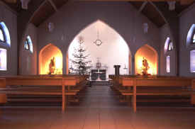 catholicchurch02.jpg (71894 bytes)