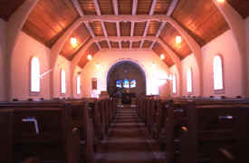 englishchurch06.jpg (73500 bytes)
