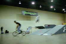 actionsportsshow_bmx10.jpg (53668 bytes)