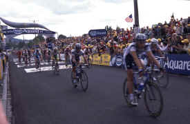 finish01.jpg (85727 bytes)