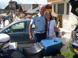 carolcop01.jpg (126046 bytes)