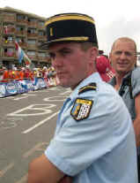 cop01.jpg (92299 bytes)