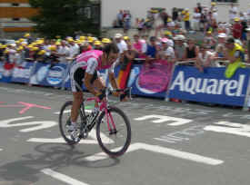 cyclist23.jpg (96401 bytes)