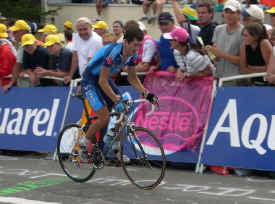 cyclist24.jpg (108262 bytes)