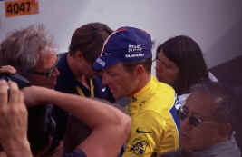 lance01.jpg (61456 bytes)