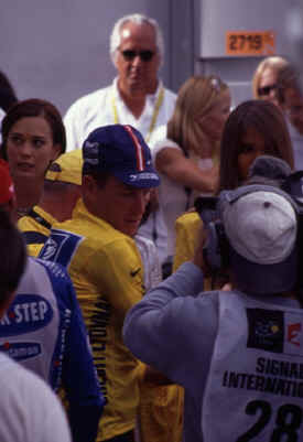 lance04.jpg (64781 bytes)