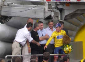podium35.jpg (81004 bytes)