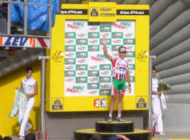 podium37.jpg (103967 bytes)