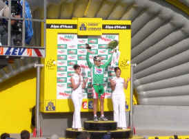 podium44.jpg (103624 bytes)