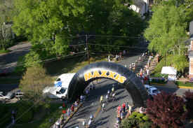 peloton02.jpg (175292 bytes)