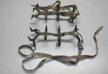 swiss8ptcrampons02.jpg (49226 bytes)