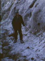 chris.jpg (61047 bytes)