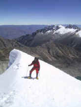 ishinka_summitridge02.jpg (46860 bytes)