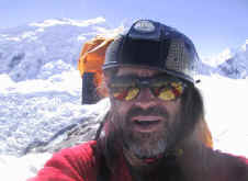 summit03_bigday.jpg (56780 bytes)