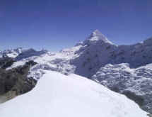 summit03_view.jpg (43265 bytes)