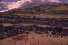 intiraymi02.jpg (92898 bytes)