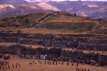 intiraymi03.jpg (94710 bytes)