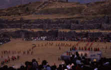 intiraymi08.jpg (82248 bytes)