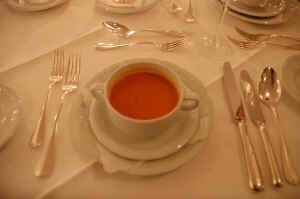 soup01.jpg (73003 bytes)