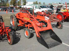 allischalmers47gloader01.jpg (128099 bytes)