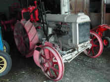 fordsoncultivator04.jpg (102979 bytes)
