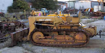 jddozer01.jpg (122365 bytes)