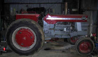 masseyfergeson1200 01.jpg (68616 bytes)